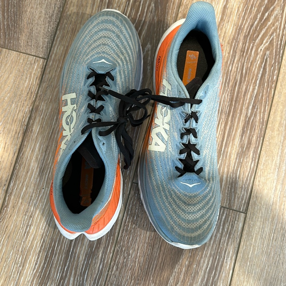 Mens Hoka Tennis shoes. Size 12